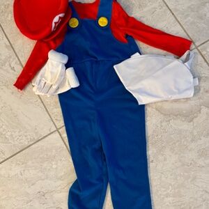 SUPER MARIO Mario Halloween costume, boy's size 3T/4T